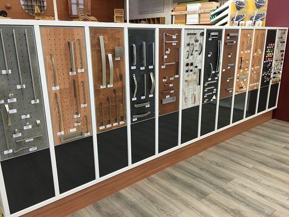 TIRADORES Y BARANDILLAS