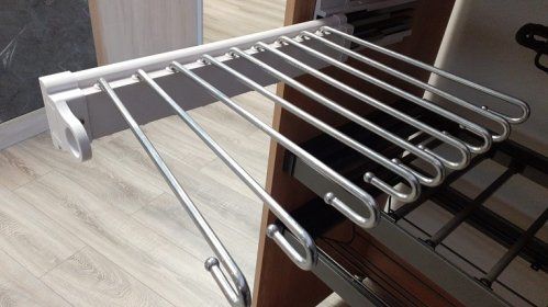 Pantalonero extraíble lateral reversible izquierda/derecha de Divalfer en Berzal Bricomaderas en Valladolid