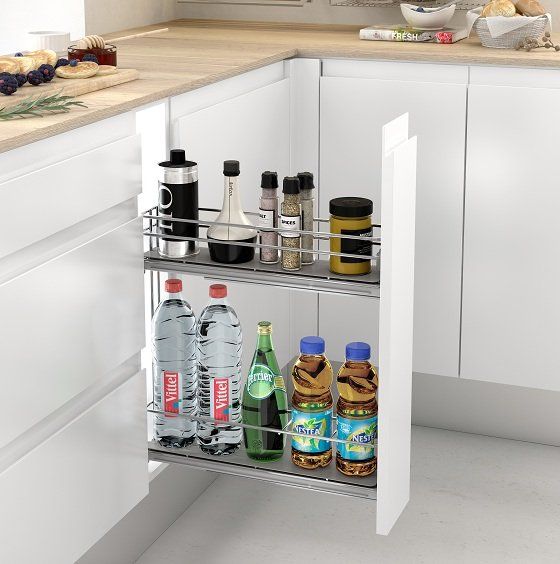 Ejemplo de una cocina con un accesorio botellero de Menage & Confort de Berzal Bricomaderas en Valladolid