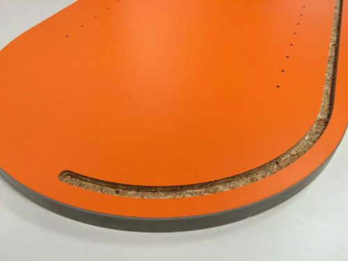 Canteado y ranurado en curva